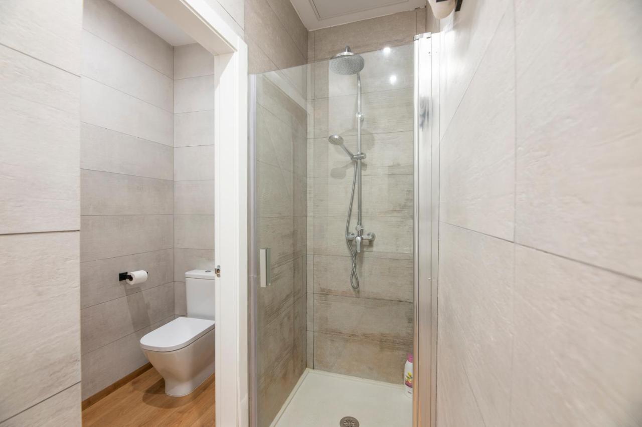 New Levante Pool & Museums Apartament Málaga Eksteriør billede