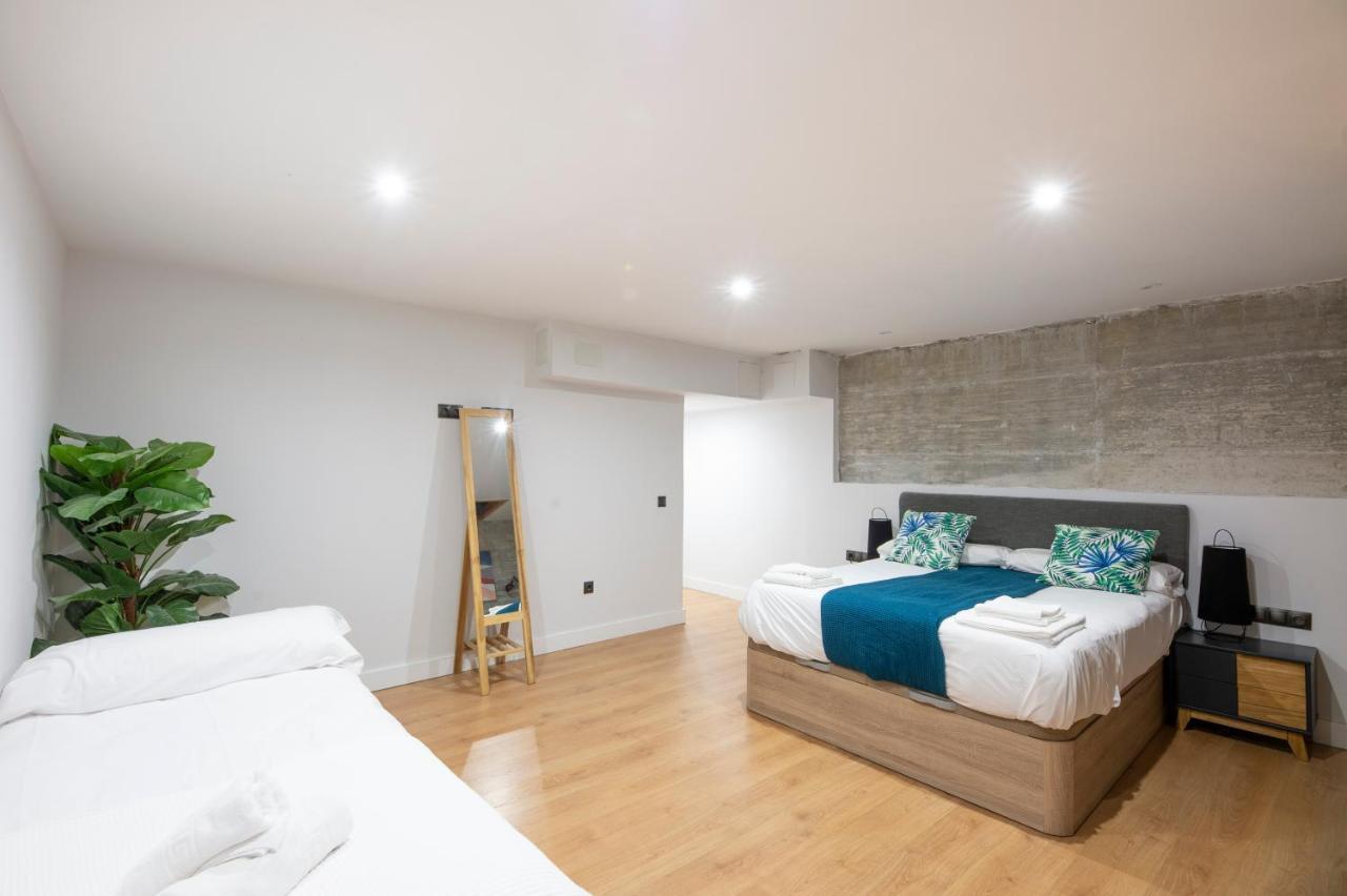 New Levante Pool & Museums Apartament Málaga Eksteriør billede